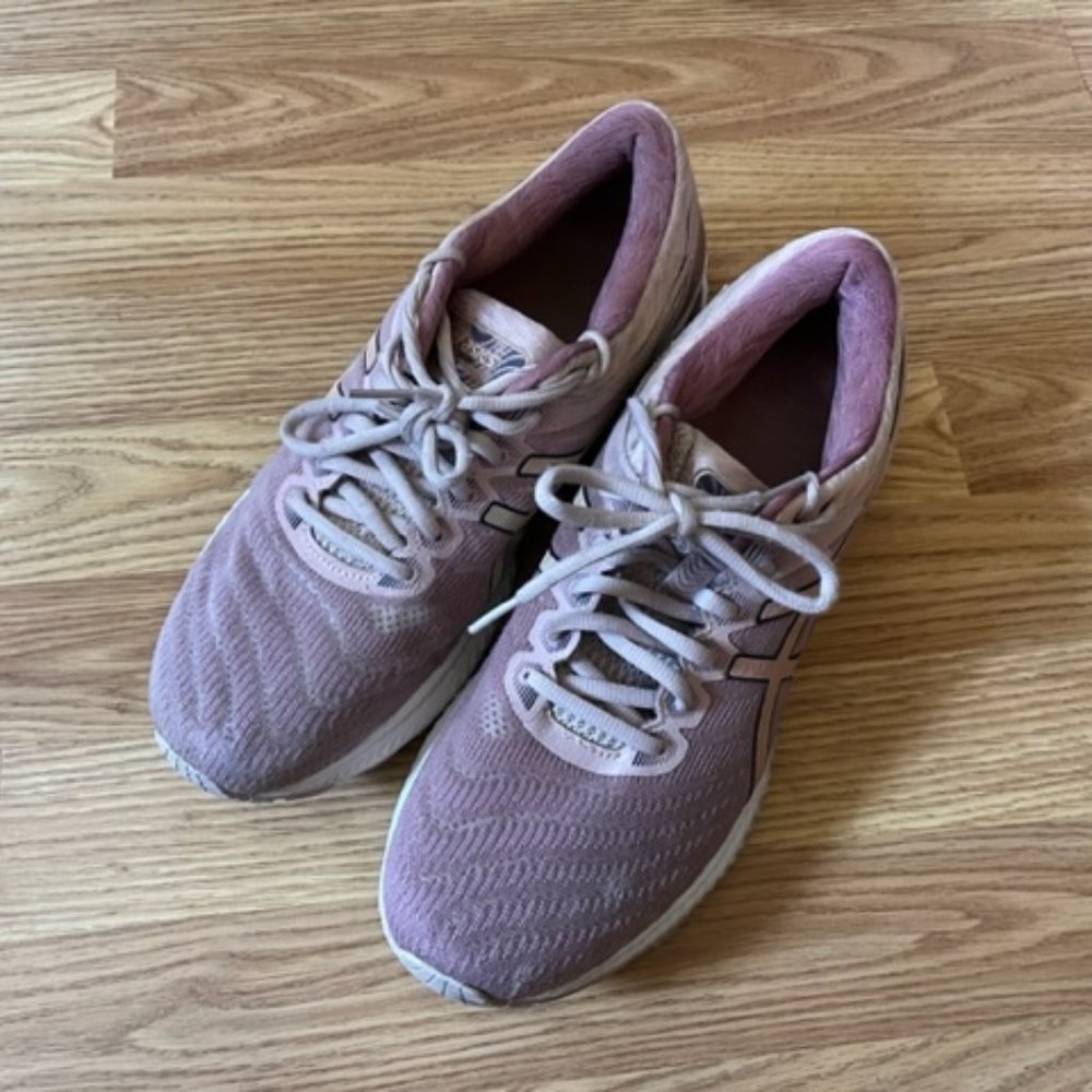 ASICS Women's Gel-Nimbus 22 Lite-Show Running Shoes Sz 10